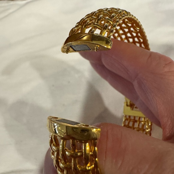Talbots Gold Woven Bracelet - Picture 3 of 3